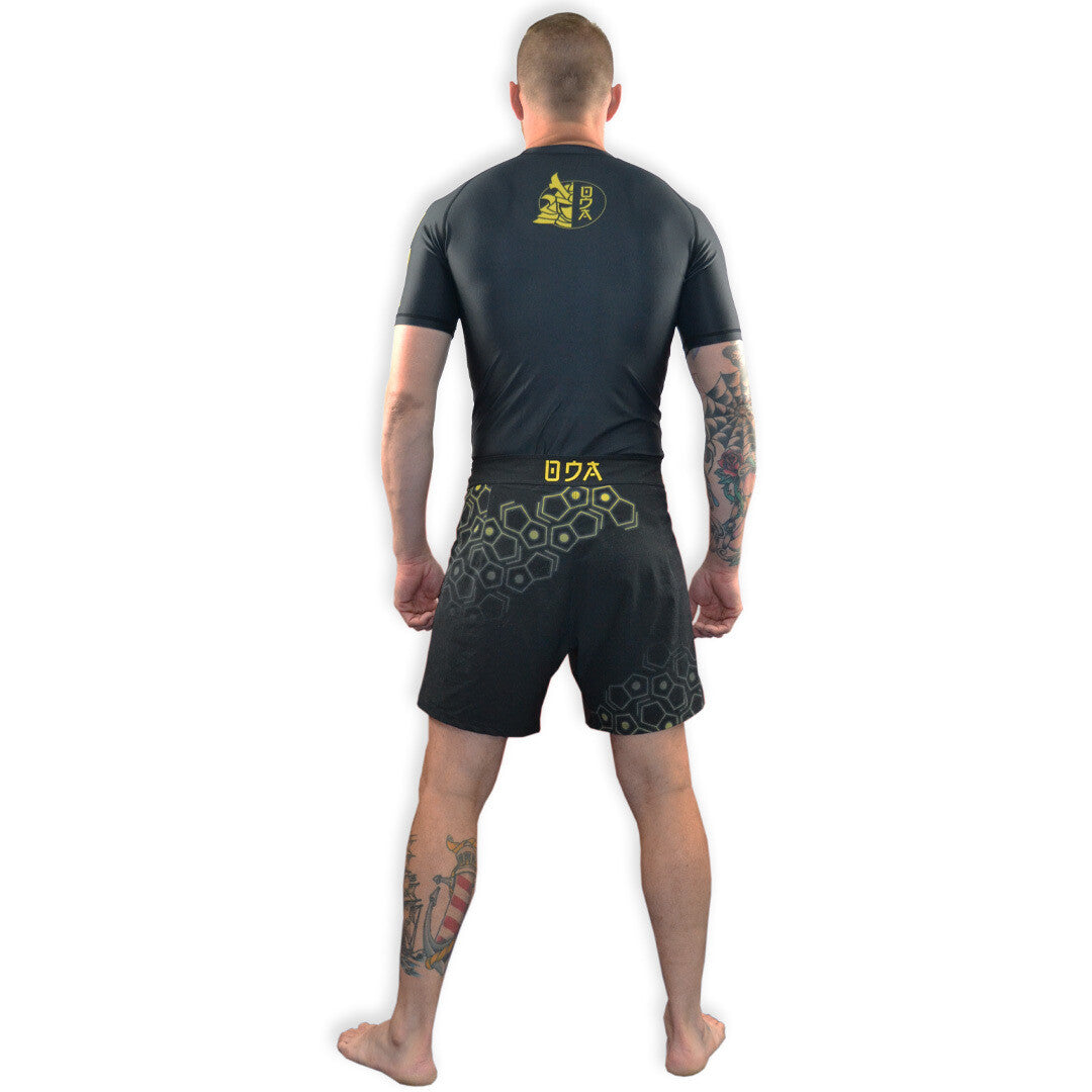 "Ashikaga" Jiu Jitsu Black & gold Short Sleeve Rash guard